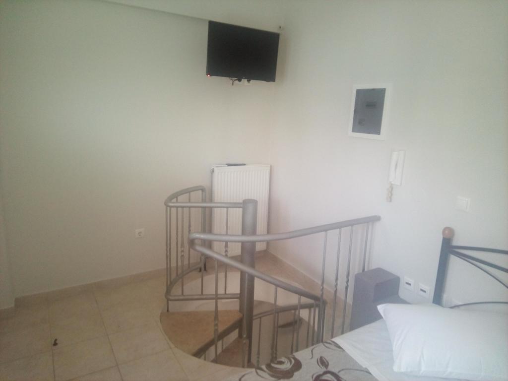 Kalamata Beach Maisonette Esterno foto