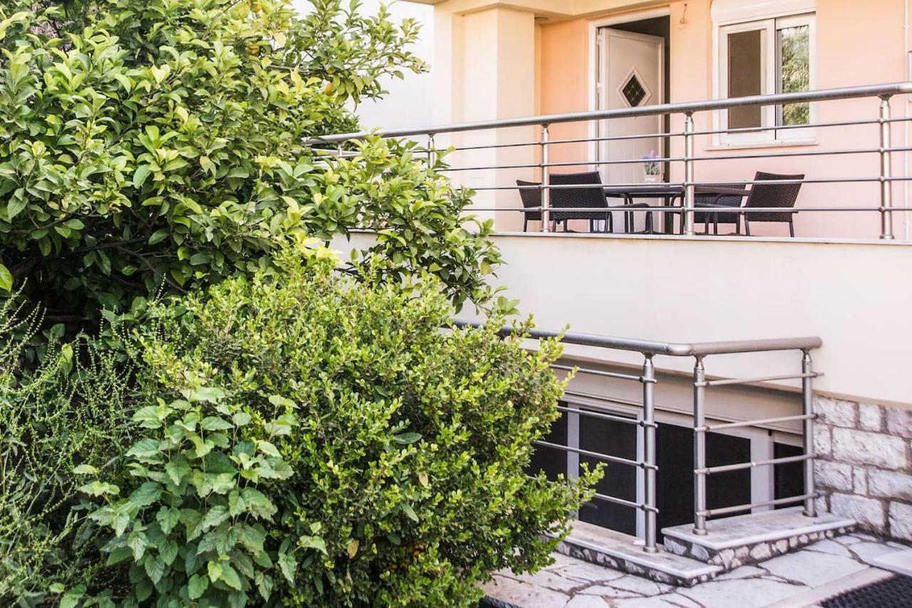 Kalamata Beach Maisonette Esterno foto